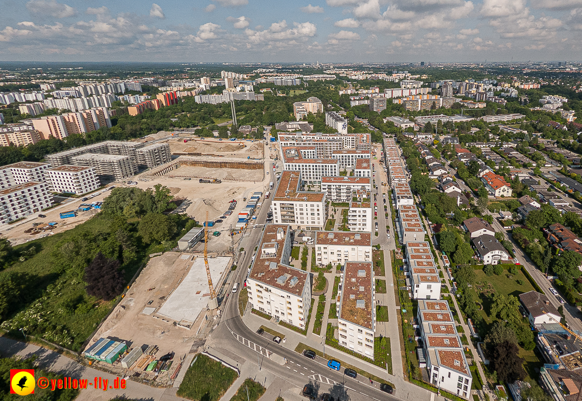 07.06.2023 - Aktuelle Luftbilder aus dem Alexisquartier und Pandion Verde in Neuperlach in München